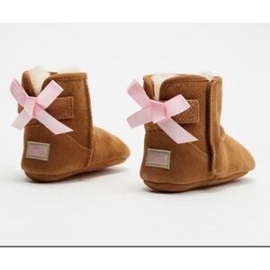 New UGG Infant Jesse Bow II Chestnut Booties US 04/05 (12-18 month) Suede